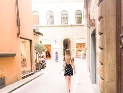 Mengejutkan, Putri Steve Jobs dan Bill Gates Bagaikan Kembar