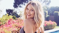 Kabar bahagia datang dari Kate Hudson yang telah melahirkan bayi perempuan bernama Rani Rose Hudson Fujikawa. Kabar itu diketahuinya dari instagram resminya.  Foto: Dok. Instagram/katehudson
