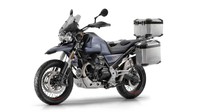 Menurut informasi dari Moto Guzzi, motor ini memiliki frame teralis baja yang kokoh. Suspensinya monoshock di belakang dengan swingarm asimatris serta suspensi terbalik (upside down) di depan. Foto: Dok. Moto Guzzi