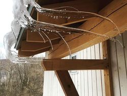 Potret Gravitasi yang Bikin Mata Harus Lihat Berkali-kali