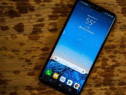 Penampakan Ponsel Lima Kamera LG V40 ThinQ