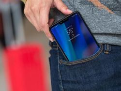 Penampakan Ponsel Lima Kamera LG V40 ThinQ