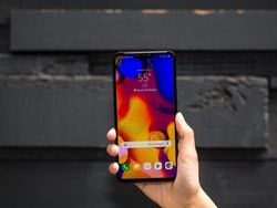 Penampakan Ponsel Lima Kamera LG V40 ThinQ