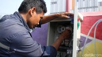 Pada hari ini baru tersedia 6 unit yang siap terjun sehingga masih ada 14 unit lagi yang akan diterjunkan.