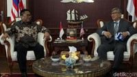 Pertemuan tersebut dalam rangka memperkuat diplomasi antar senator.