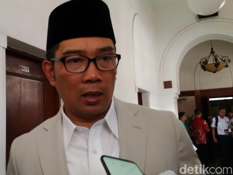 Pembakaran Bendera Kalimat Tauhid, Ridwan Kamil: Jaga Kondusifitas Pembakaran Bendera Kalimat Tauhid, Ridwan Kamil: Jaga Kondusifitas