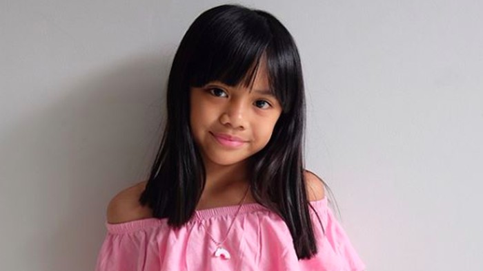 Penyanyi Cilik Neona