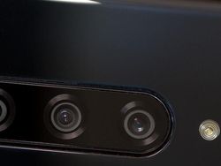 Penampakan Ponsel Lima Kamera LG V40 ThinQ