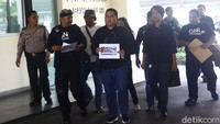 Pelaporan tersebut terkait kampanye hitam dengan menyebarkan berita bohong atau hoax soal penganiayaan Ratna Sarumpaet.