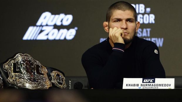 Khabib sempat sakit sehari sebelum pertandingan melawan McGregor.