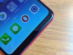 Unboxing Realme 2, Pendatang Baru yang Coba Usik Xiaomi