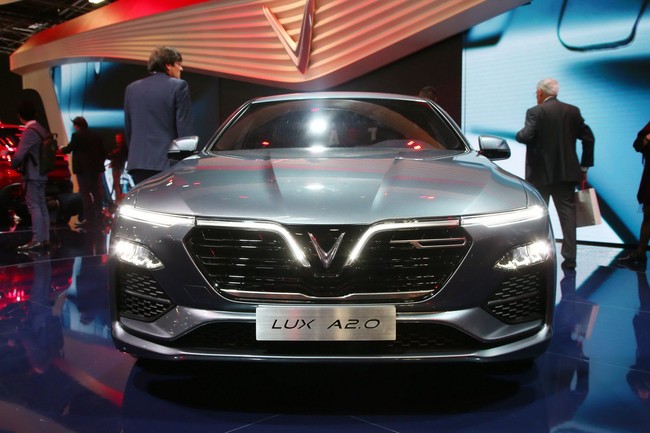 Berita Populer: Siapa Mau Beli Esemka? Mobil Vietnam Jegal Toyota Cs