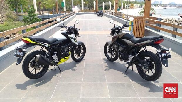 Tampak belakang Suzuki GSX150 Bandit.