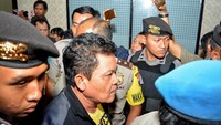 Setiyono terjaring OTT KPK bersama tiga orang lainnya dan langsung digiring ke Jakarta untuk diperiksa oleh penyidik KPK. Antara Foto/Umarul Faruq.