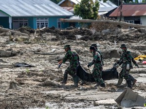Gempa Sulteng: 1 Prajurit TNI AD Tewas, 8 Masih Hilang