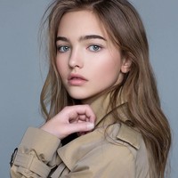 Selain menjadi model, Anastasia juga kerap diundang untuk berpartisipasi dalam banyak pertunjukkan film Rusia. Foto: Instagram @anastasiabezrukovaofficial