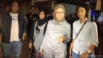 Potret Malam Panjang Ratna Sarumpaet: Ditangkap hingga Digeledah