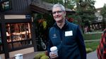 Momen Kulineran Tim Cook, CEO Apple yang Jago Masak dan Suka Ngopi
