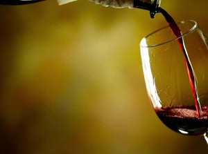 Bukan Hujan Air, Tapi di Wilayah Ini Justru Turun Hujan Wine