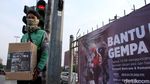 Saat Ojol Turun ke Jalan Galang Dana untuk Palu dan Donggala