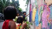 Pemerintah Kota (Pemkot) Denpasar, Bali, tengah gencar mempercantik gang-gang dengan mural. Lewat mural, pemkot menyampaikan edukasi sekaligus mengenalkan seni ke masyarakat agar mencintai kota tempat tinggalnya (Dok. Kadus Sesetan Denpasar) 