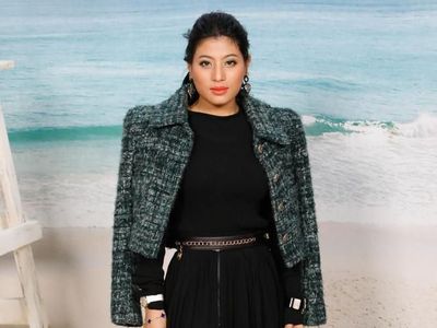 Dulu Atlet Badminton, Putri Raja Thailand Ini Eksis di Paris Fashion Week