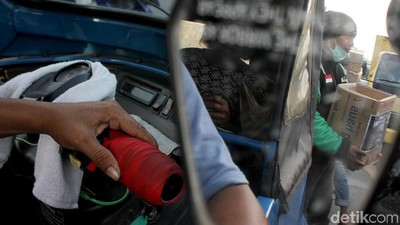Saat Ojol Turun ke Jalan Galang Dana untuk Palu dan Donggala