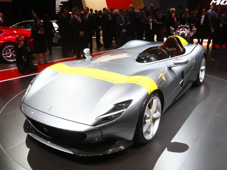 Ferrari Tanpa Atap Ini Cantik Banget