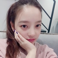 Goo Hara memiliki kulit yang sehat dan cantik. Ia pun percaya diri menampilkan wajahnya yang tanpa makeup di Instagram. Apa sih, rahasia kulit cantik aktris sekaligus penyanyi ini? Foto: Instagram/@koohara__