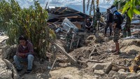 Korban tewas akibat gempa dan stunami di Sulawesi Tengah ini telah lebih dari 1.400 orang. Carl Court/Getty Images.
