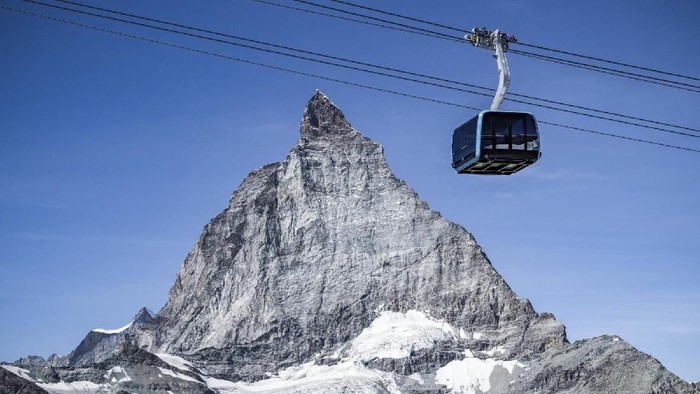 Tragedi Pendakian: Dua Jiwa Melayang di Gunung Swiss Setelah Kejatuhan Mendebarkan