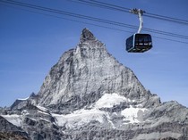 2 Pendaki Tewas Terjatuh dari Ketinggian 1.000 Meter di Gunung Swiss