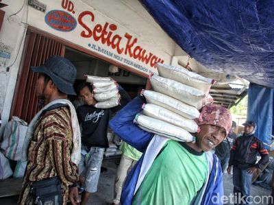 Pasar Manonda Palu Mulai Pulih
