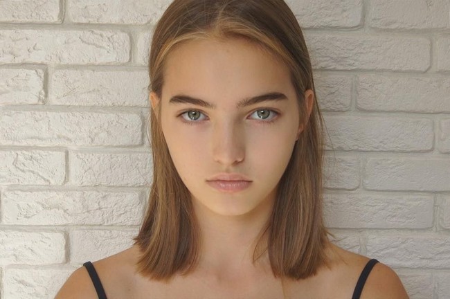  Anastasia juga populer di media sosial dan memiliki 265 ribu lebih pengikut di Instagram. Foto: Instagram @anastasiabezrukovaofficial