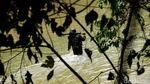 Ekspedisi Membelah Hutan Terdepan Indonesia di Jayapura