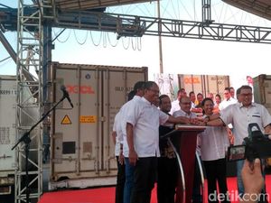 Rini Lepas 5 Kontainer Ikan Ekspor ke Jepang hingga AS