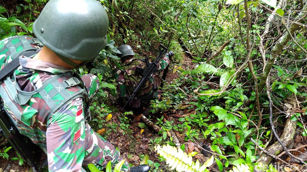 Satgas Pamtas RI-PNG Yonif Para Raider 501 (Danu Damarjati/detikcom)