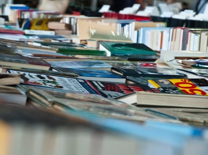ilustrasi bazar buku