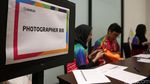 Melihat Kesibukan Ruang Main Press Center Asian Para Games