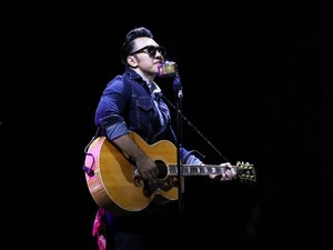Lirik dan Chord Gitar Jikalau - Naif