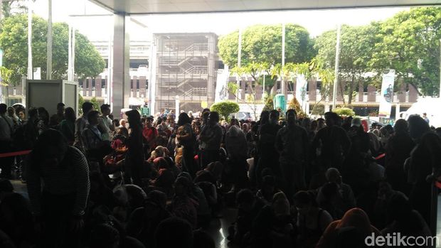 Traveler yang Antre dari Subuh demi GATF 2018