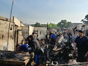 Kebakaran Pasar Sederhana Diduga Ada Pedagang yang Masak Malam Hari