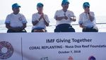 Kemesraan Sri Mulyani-Lagarde Tanam Terumbu Karang di Bali