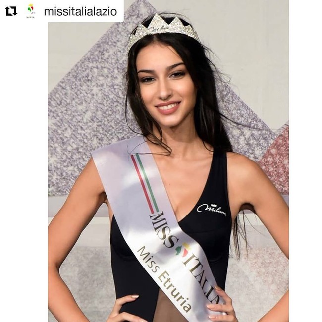 Punya kondisi tidak biasa, Chiara sempat mendapat komentar kurang menyenangkan dari para netizen di akun media sosialnya. Salah satu netizen bahkan menulis bahwa dia hanya ada dalam kompetisi itu karena dia cacat. Foto: dok. Instagram (Chiara Bordi)