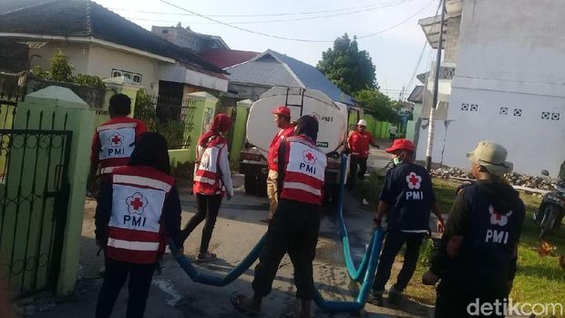 JK Instruksikan PMI Distribusi Air Bersih ke Donggala dan Sigi