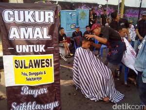 Cukur Amal di Kudus, Hasilnya untuk Bantu Korban Gempa Sulteng