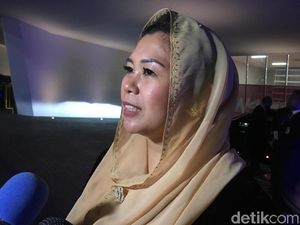 Tak Masuk Timses, Yenny Wahid Tegaskan Tetap Bantu Pemenangan Jokowi