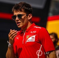  Bukan hanya prestasinya yang gemilang, Leclerc juga sukses mencuri atensi karena ketampanan yang dimilikinya. Foto: dok. Instagram (@@charles_leclerc)