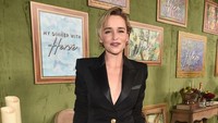 Emilia Clarke ternyata menjalani hidup yang lebih parah dari Daenerys di film Game of Thrones. Ia sempat terkena stroke dan kehilangan sebagian fungsi otak.  Foto: Getty Images