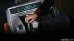 Dolar AS Tembus Rp 15.299